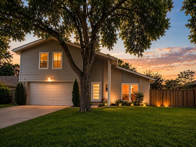 6 Merrie Cir — Photo 1