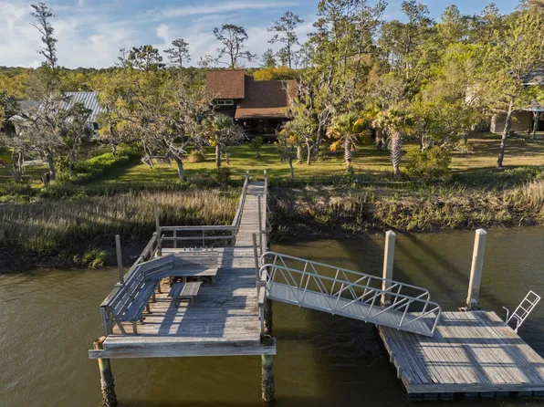 7897 Russell Creek Dr, Edisto Island, SC 29438