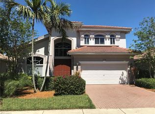 3574 Malagrotta Cir, Cape Coral, FL 33909
