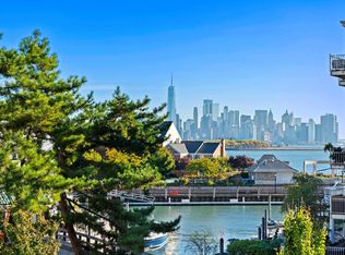 208 Shearwater Ct W APT 37, Jersey City, NJ