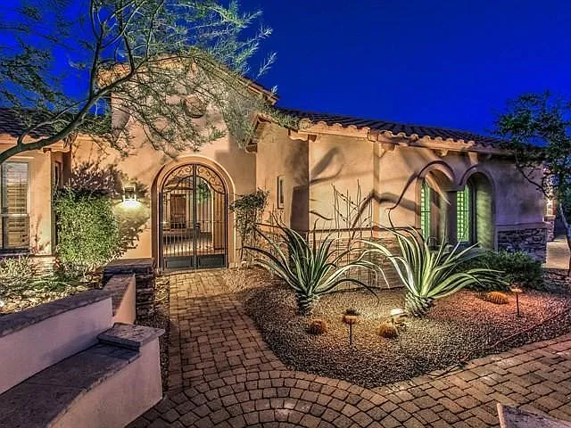 36651 N Porta Nuova Rd — Photo 3