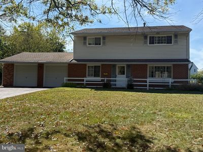 3 Dundee Rd, Kendall Park, NJ, 08824