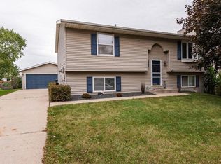 1933 49 1/2 St NW, Rochester, MN 55901
