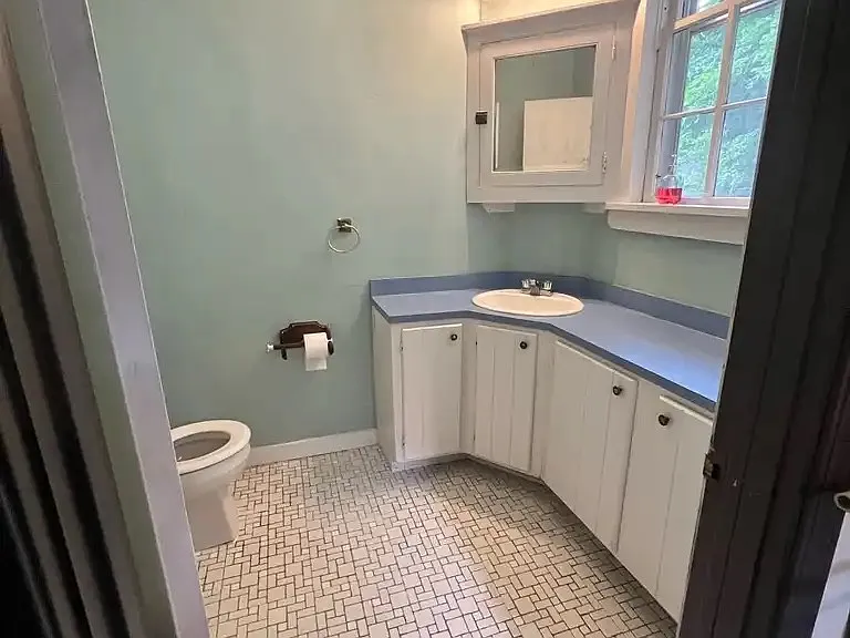 2110 Cowden Ave #2 — Photo 9