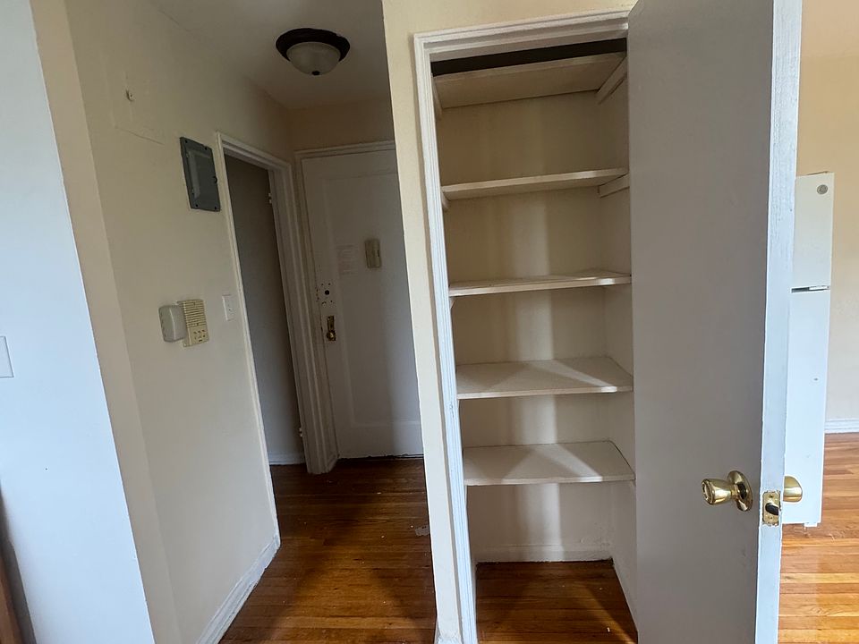 1st image of 32-23 91st St #2