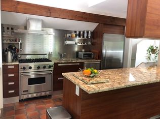 33 Interlaken Est, Lakeville, CT 06039