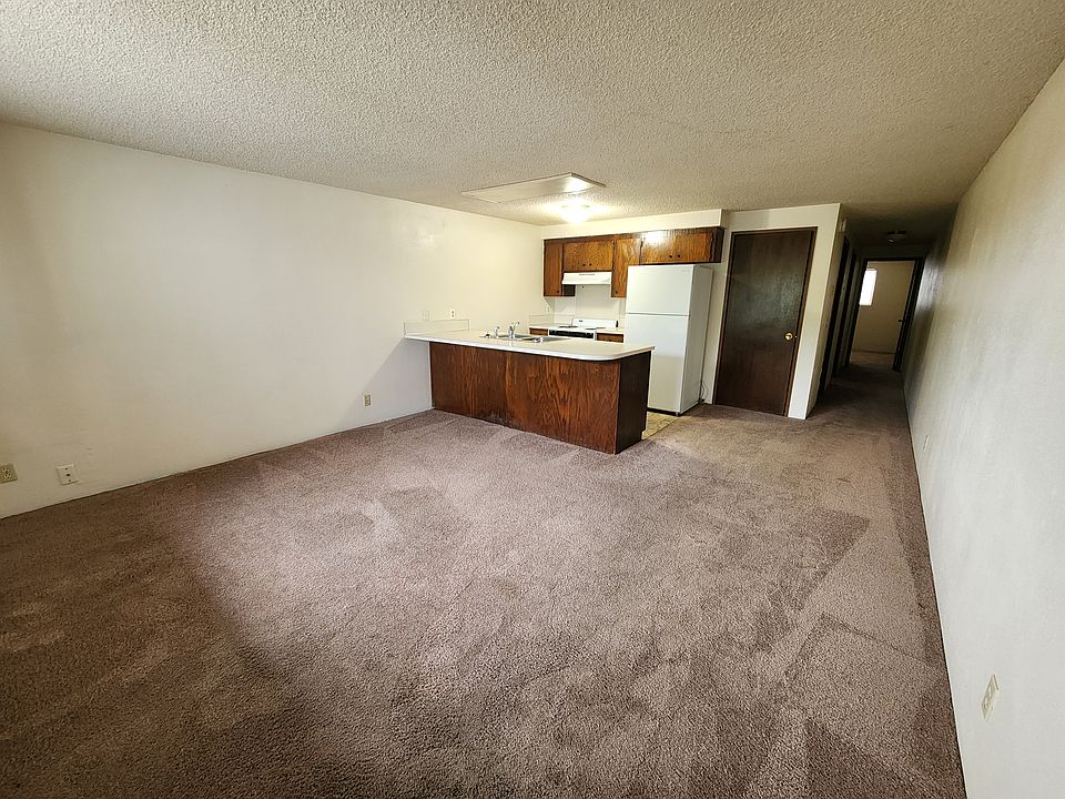 1st image of 1024 Prospect Ave NE #7