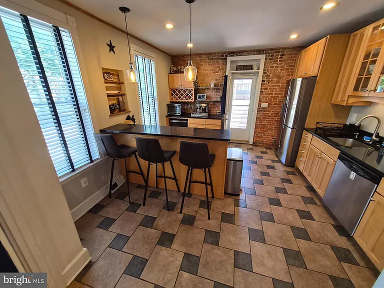 1601 Belt St — Photo 8