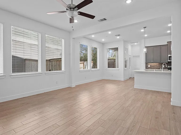120 Red Cascade Ct — Photo 8