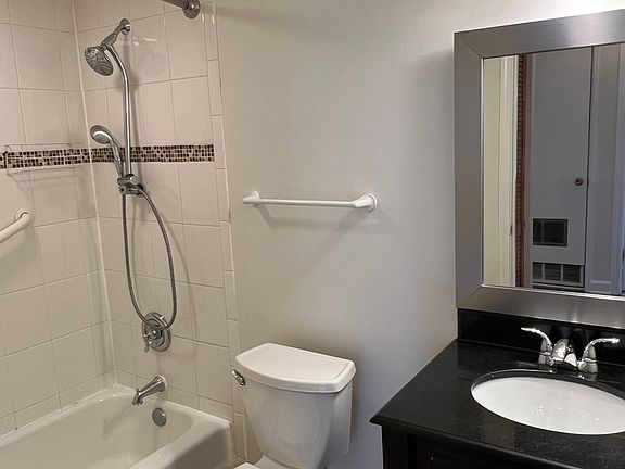 5th image of 7401 Blackburn Ave APT 104