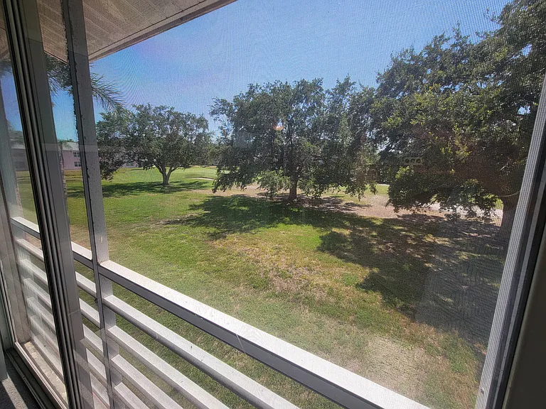 4220 Pinebrook Cir #14 — Photo 16