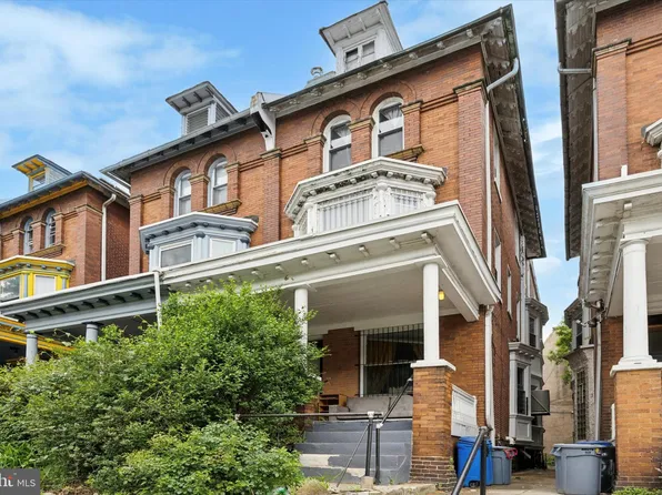 238 S 45th St, Philadelphia, PA 19104