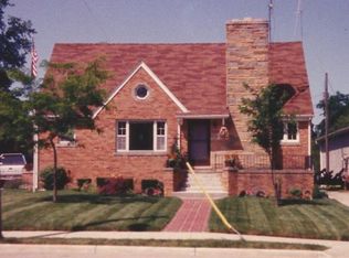 8619 Lake St, Port Austin, MI 48467