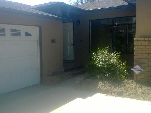 driveway_foyer