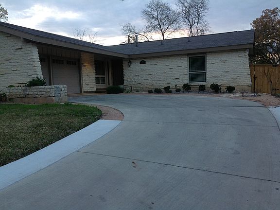 2nd image of 101 High Vista St