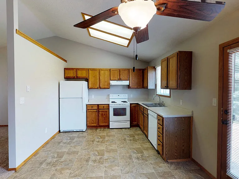 Cottage West Twin Homes — Photo 34