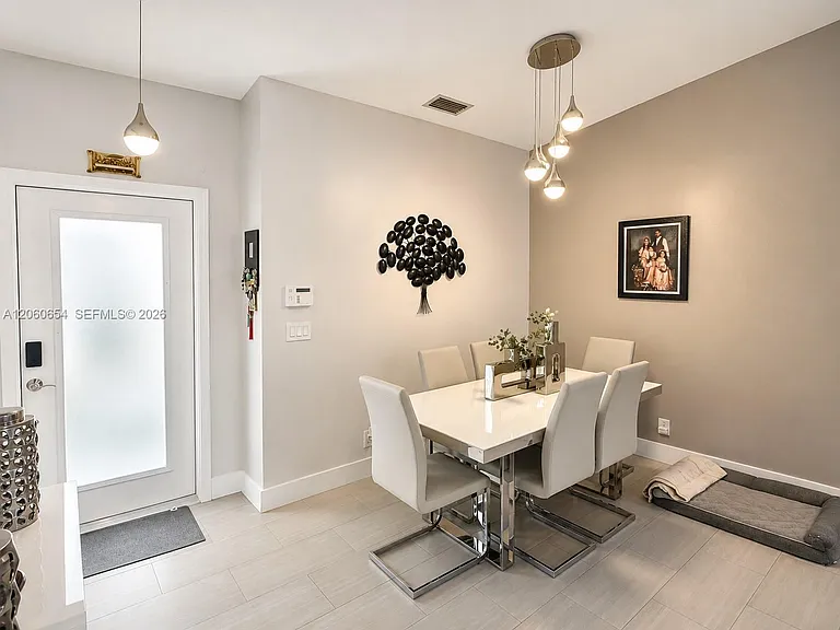17677 SW 32nd St — Photo 9