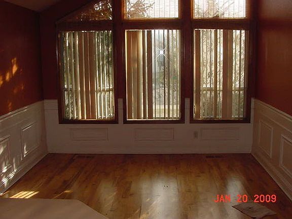 3rd image of 1894 W Sandalwood Dr