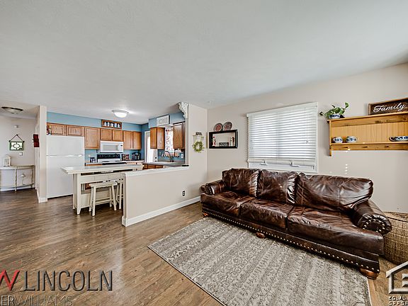2nd image of 5366 W Cleveland Ave