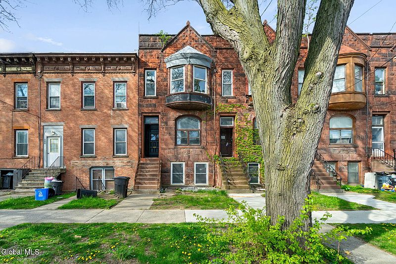 2nd image of 257 Western Avenue