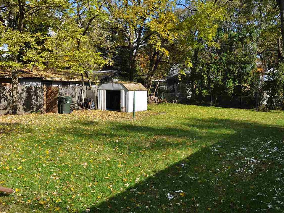 2nd image of 404 Garver Ave
