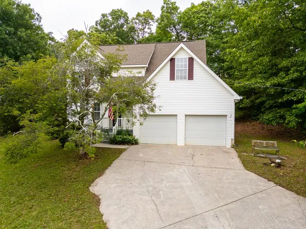 639 Mount View Dr, Tunnel Hill, GA 30755