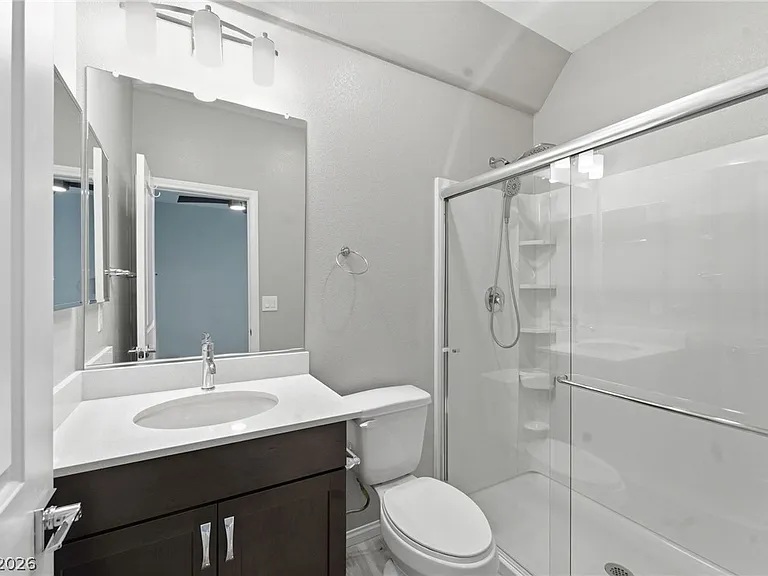 2599 Tolmezzo St — Photo 20