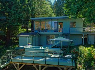 1784 Cliff Rd, Point Roberts, WA 98281