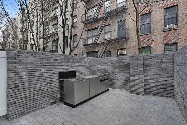 Rented by Manhattan Residential Inc. | media 1