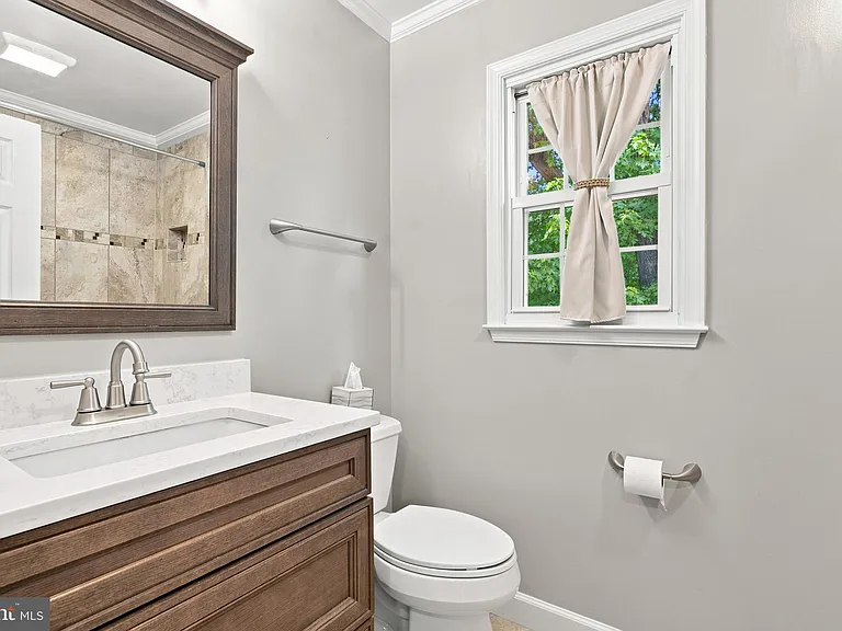 11414 Bronzedale Dr — Photo 27