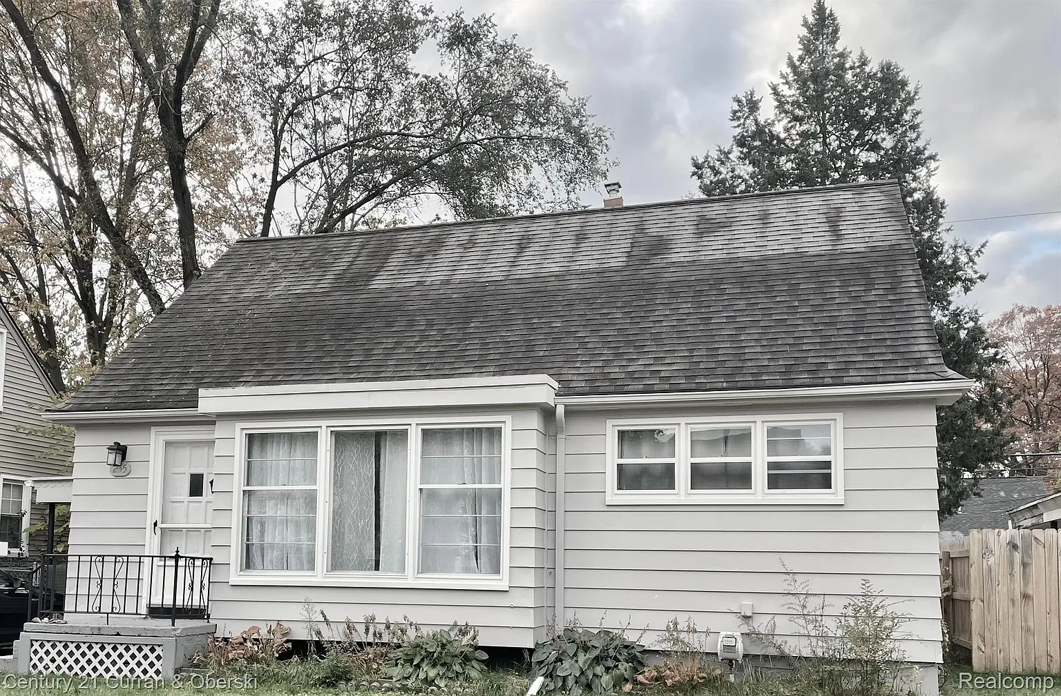 255 Adams Ct photo 1