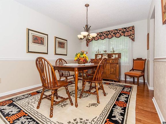 4th image of 324 Highgate Dr