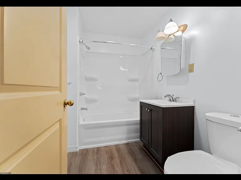 600 E Park Ave #1 — Photo 12