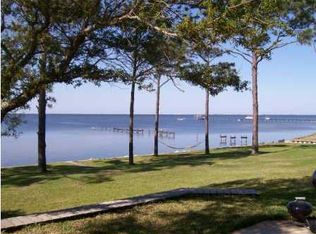 7053 Shellfish Ct, Navarre, FL 32566