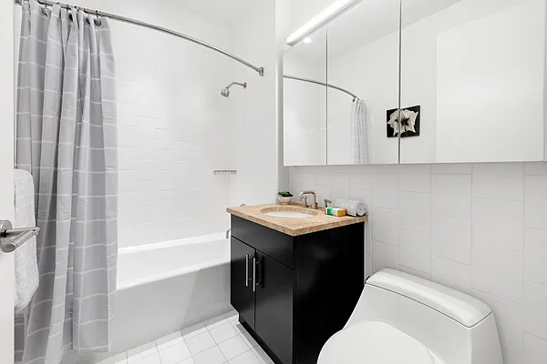 Sold by Compass | media 7