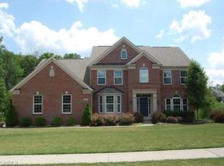 192 Emerald Ave, Streetsboro, OH 44241