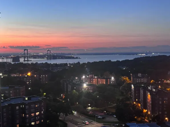 2 Bay Club Dr APT 19B, Flushing, NY 11360