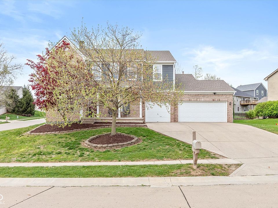 1st image of 9756 Scotch Pine Ct