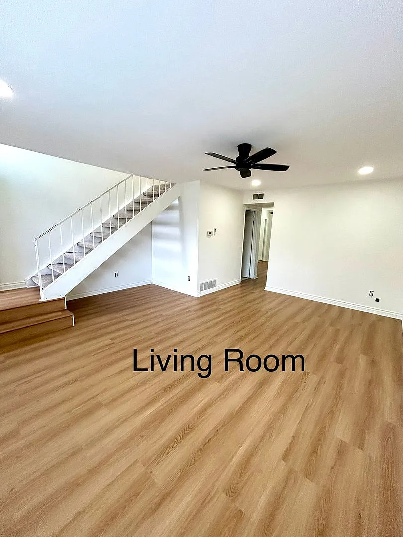 Freshly Updated Split Level 2 Bedroom/2 Bath Home with Community Amenities — Photo 3