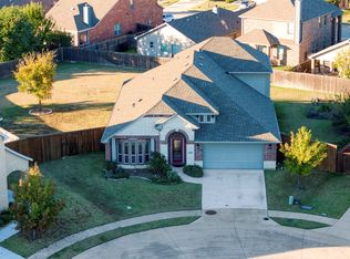 8801 Cassidy Ln, Aubrey, TX 76227