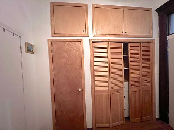5th image of 157 W 80th St APT 1A