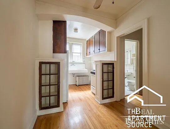 4251 N Paulina St #1 — Photo 2
