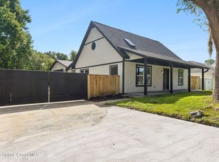 2713 Victory Palm Dr, Edgewater, FL 32141