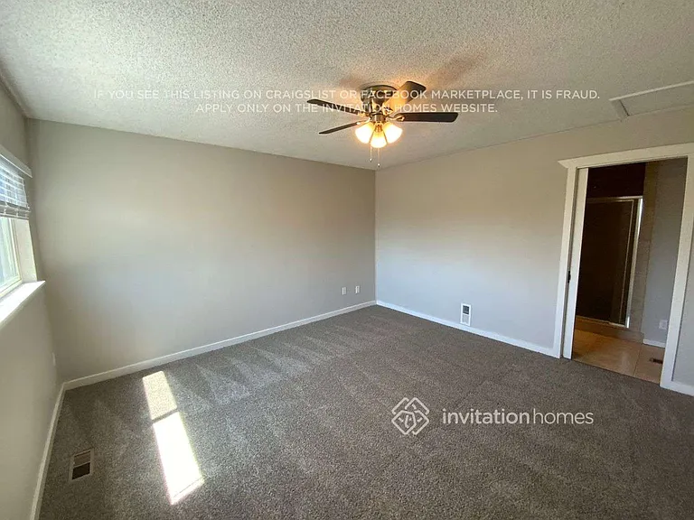 5631 W 71st Cir — Photo 4