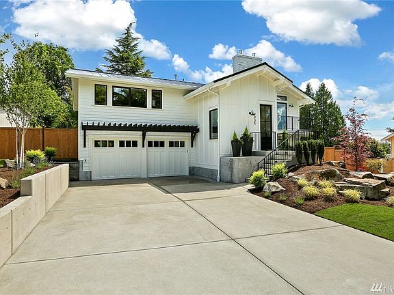 2nd image of 9035 NE 34th St