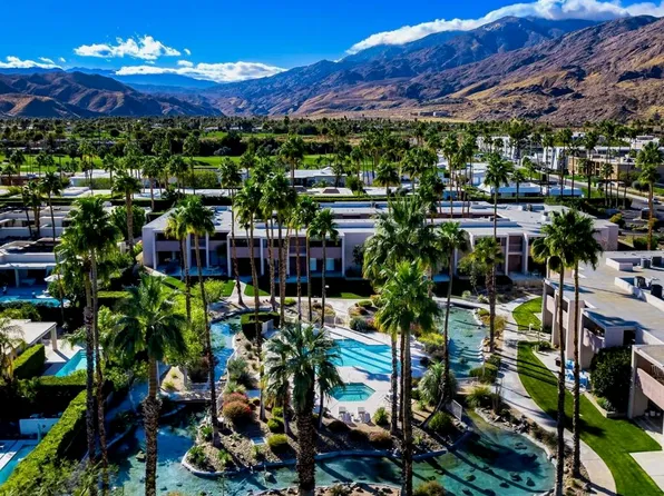 2696 S Sierra Madre Unit F14, Palm Springs, CA 92264