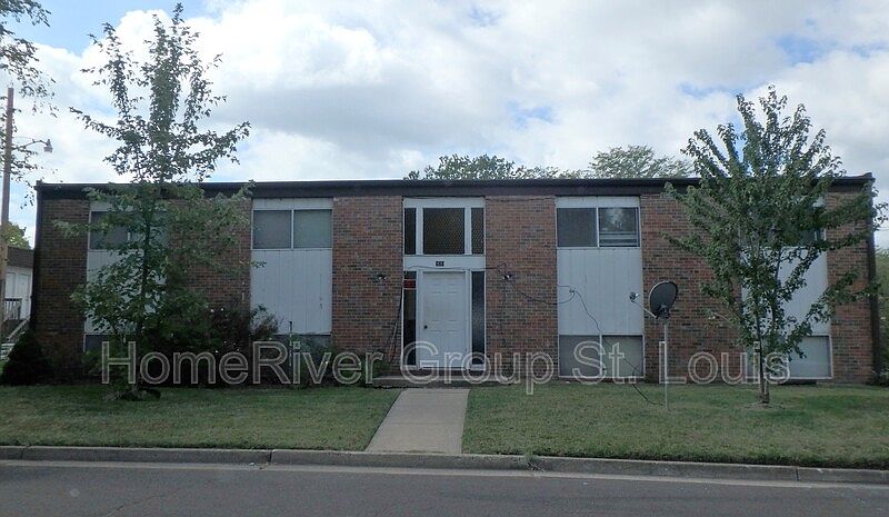 1st image of 920 W Texas Ave APT C