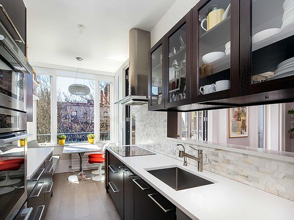 3rd image of 308 State St