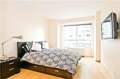 1st image of 146 W 57th St APT 39E