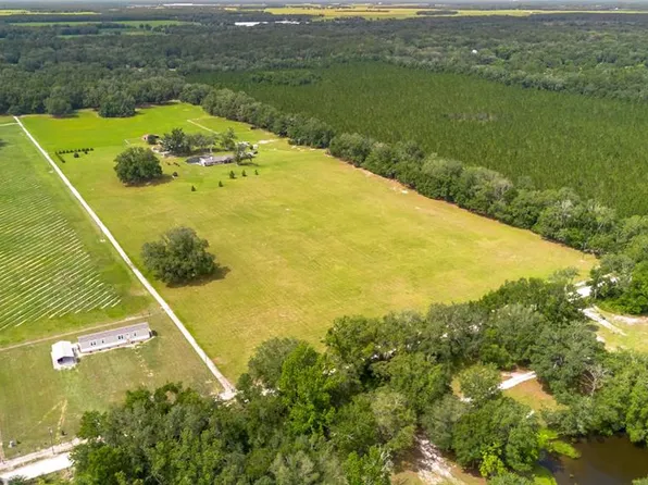 11990 156th St, Mc Alpin, FL 32062